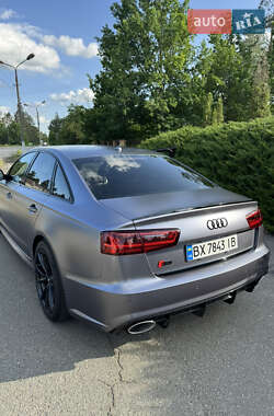 Седан Audi A6 2015 в 