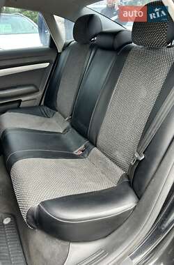 Седан Audi A6 2005 в 