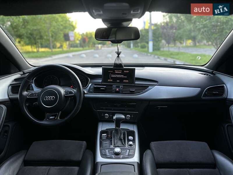 Седан Audi A6 2013 в Ивано-Франковске