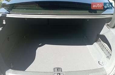 Седан Audi A6 2012 в 