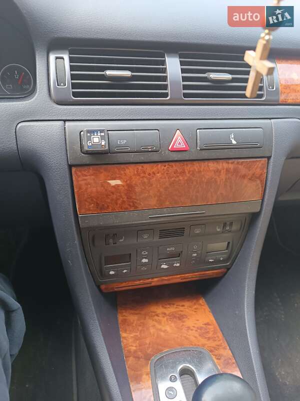 Универсал Audi A6 2002 в Бориславе