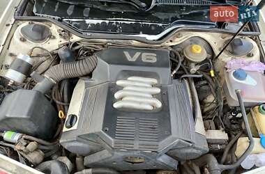 Седан Audi A6 1994 в Хмельницком