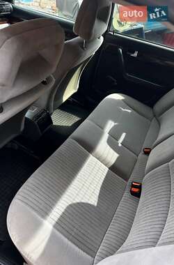 Седан Audi A6 1995 в 