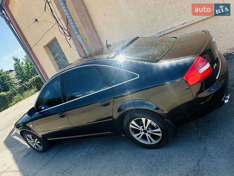 Седан Audi A6 2002 в 
