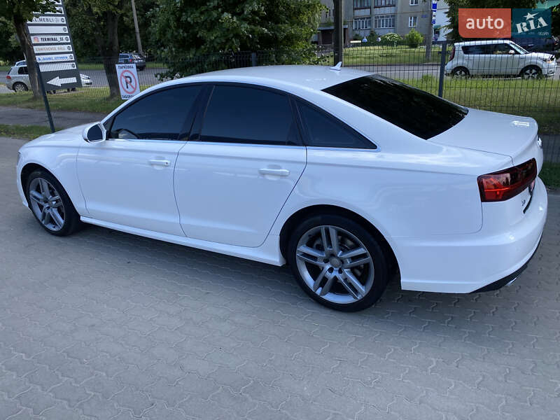 Седан Audi A6 2015 в Луцьку