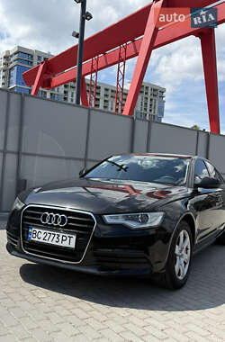 Седан Audi A6 2012 в 