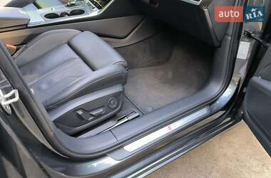 Универсал Audi A6 2018 в 