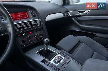 Седан Audi A6 2004 в 