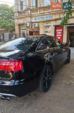 Седан Audi A6 2013 в 