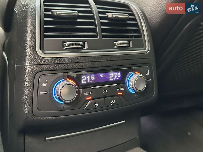 Седан Audi A6 2015 в Киеве