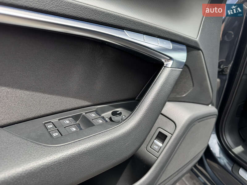 Универсал Audi A6 2019 в Киеве