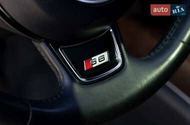 Седан Audi A6 2013 в 
