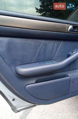 Универсал Audi A6 2001 в 