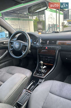 Седан Audi A6 2000 в 