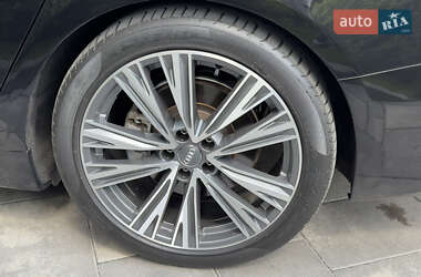 Седан Audi A6 2020 в 