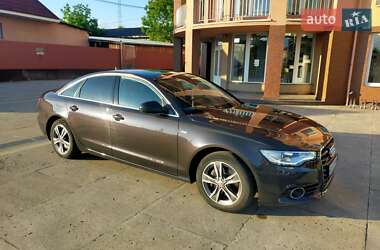 Седан Audi A6 2012 в 