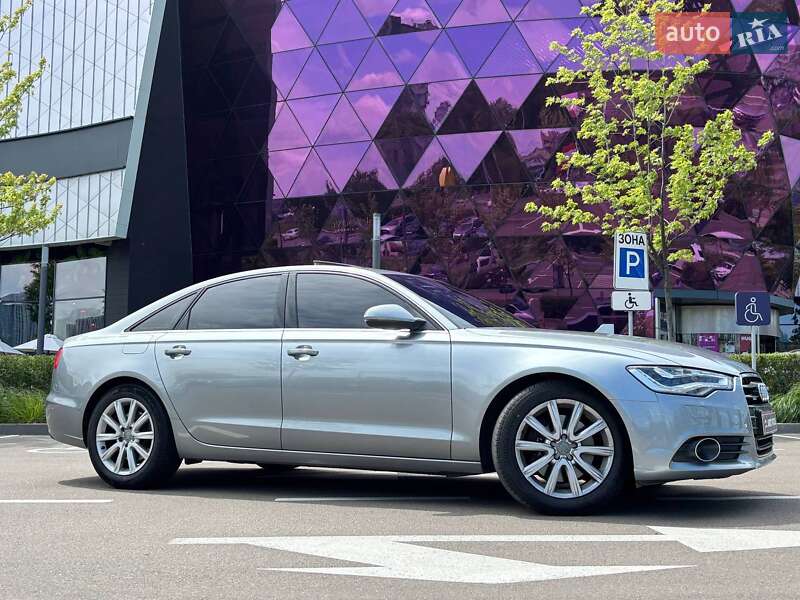 Седан Audi A6 2014 в 