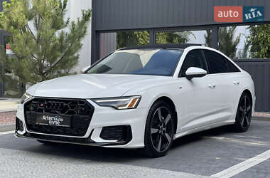 Седан Audi A6 2021 в 