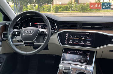 Седан Audi A6 2021 в 