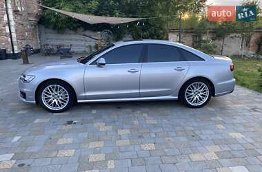 Седан Audi A6 2015 в 