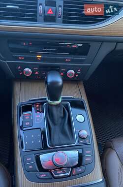 Седан Audi A6 2015 в 