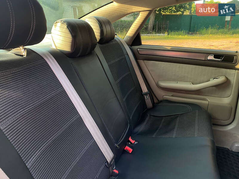 Седан Audi A6 2001 в Семеновке