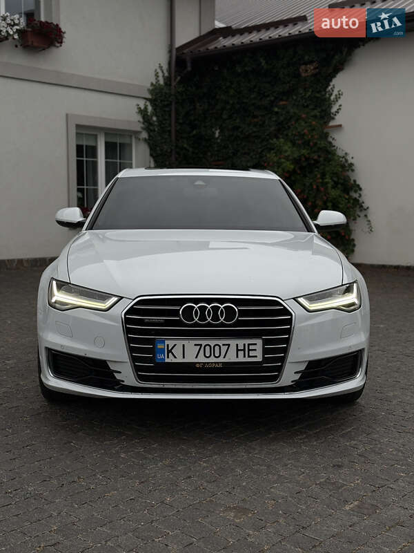 Седан Audi A6 2015 в 