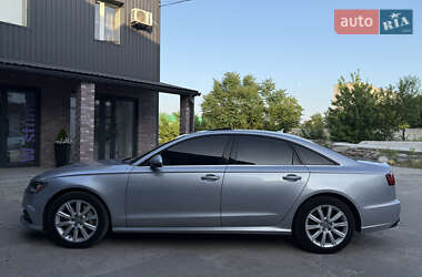 Седан Audi A6 2015 в 