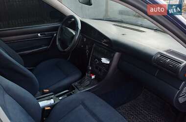 Седан Audi A6 1995 в 