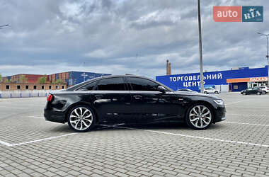 Седан Audi A6 2013 в 