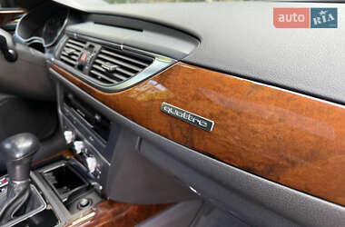 Седан Audi A6 2014 в 