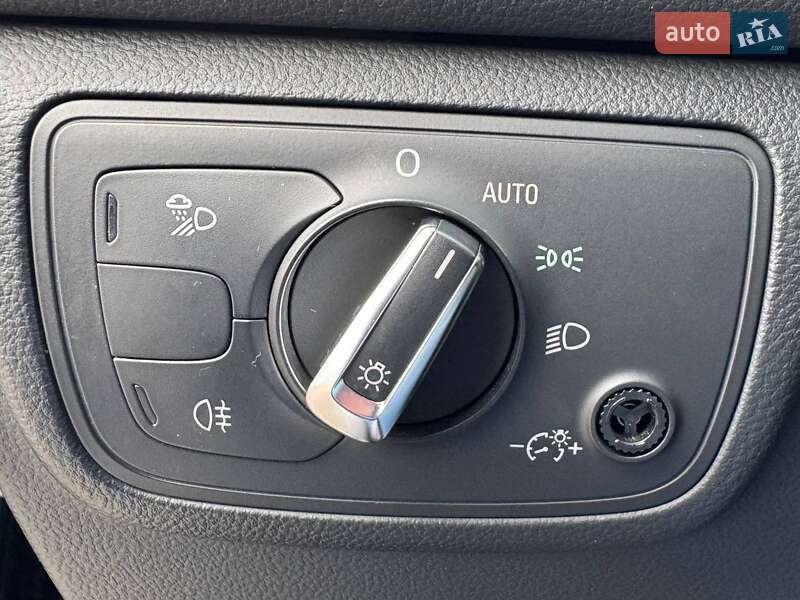 Седан Audi A6 2011 в Киеве