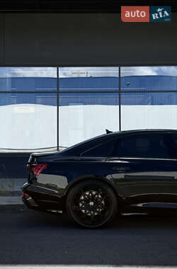 Седан Audi A6 2019 в 