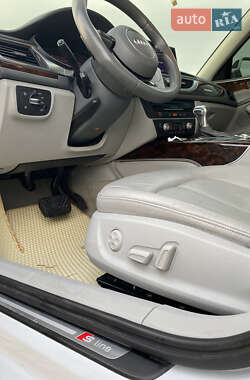 Седан Audi A6 2014 в 