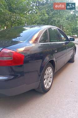 Седан Audi A6 2001 в 