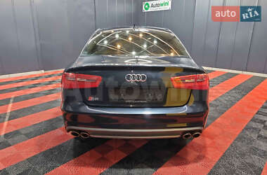 Седан Audi A6 2013 в 