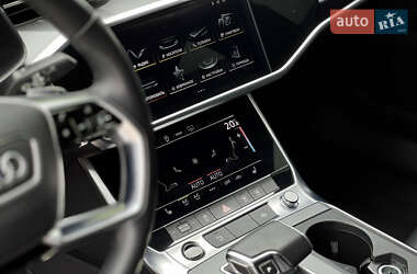 Седан Audi A6 2022 в 