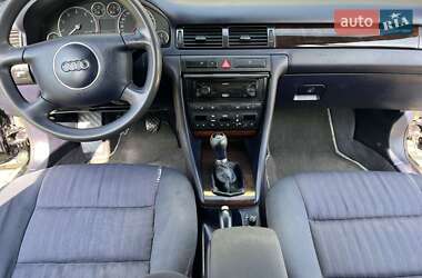 Седан Audi A6 2001 в 