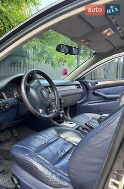Универсал Audi A6 2000 в 