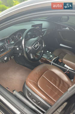 Седан Audi A6 2013 в 