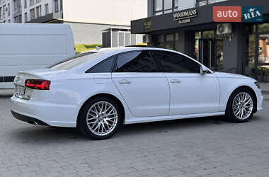 Седан Audi A6 2015 в 