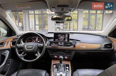 Седан Audi A6 2015 в 