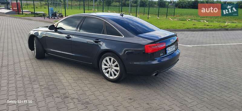 Седан Audi A6 2013 в Луцке