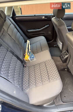 Универсал Audi A6 2003 в 