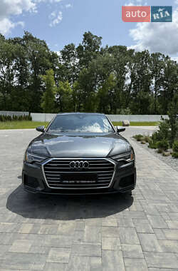 Седан Audi A6 2018 в 