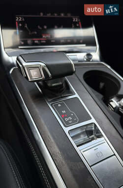 Седан Audi A6 2018 в 