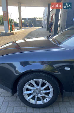 Седан Audi A6 1999 в 
