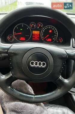 Универсал Audi A6 2001 в 