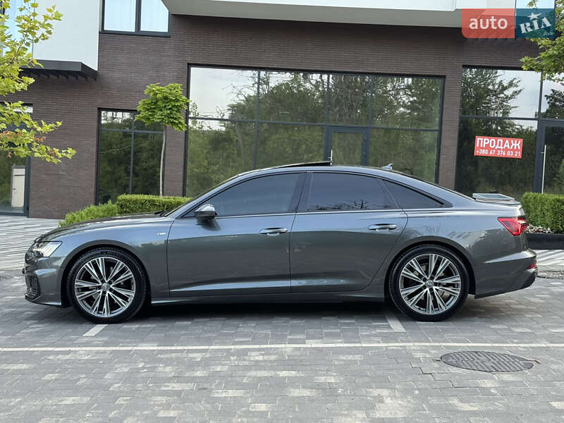 Седан Audi A6 2018 в Мукачево