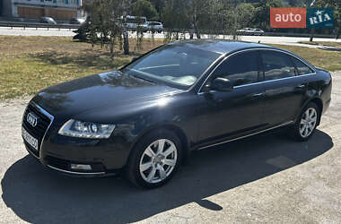 Седан Audi A6 2010 в 